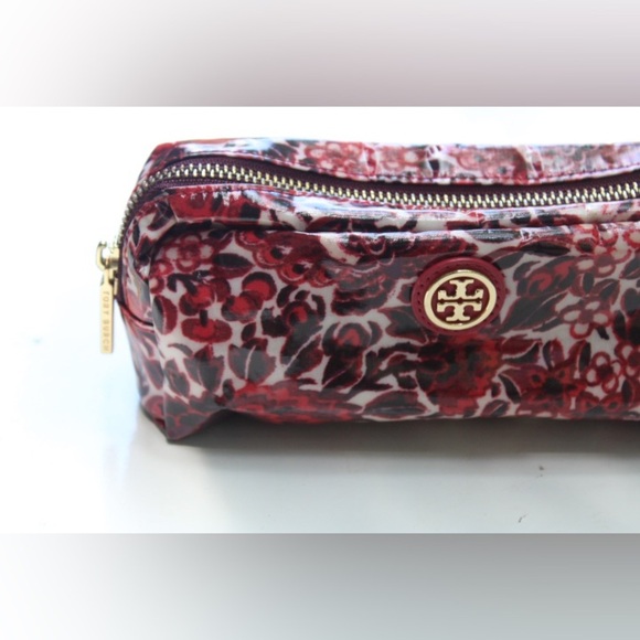 Tory Burch cosmetics bag - Picture 12 of 15